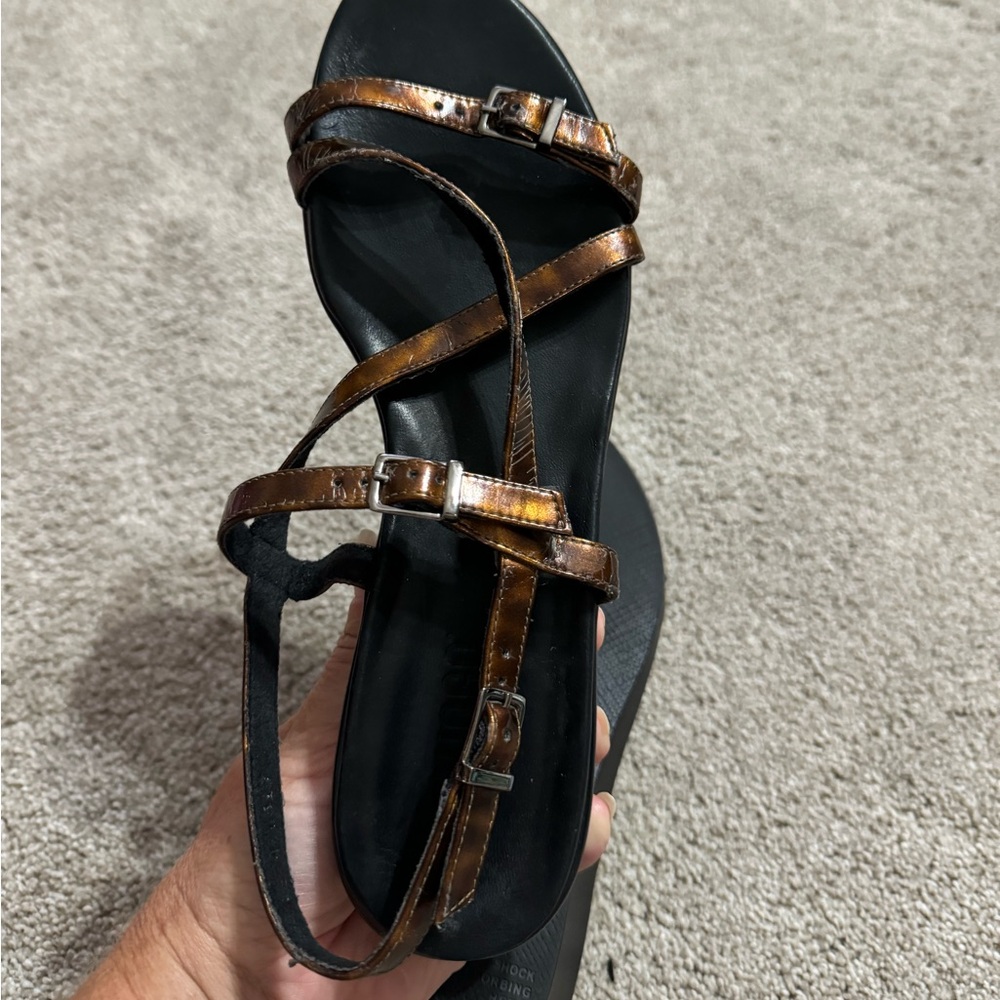 Classy MUNRO Sandals originally $219